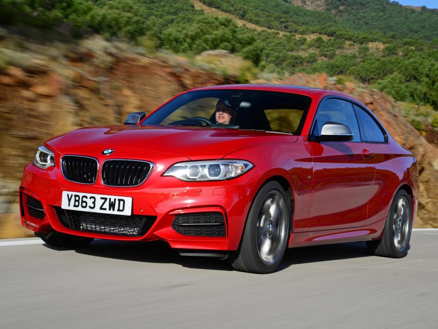  BMW M235i Coupe 2014 года  (UK) (фото 8 из 9)